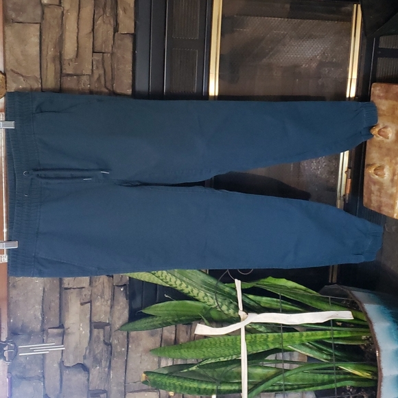 Aeropostale joggers. Size medium - Picture 1 of 4